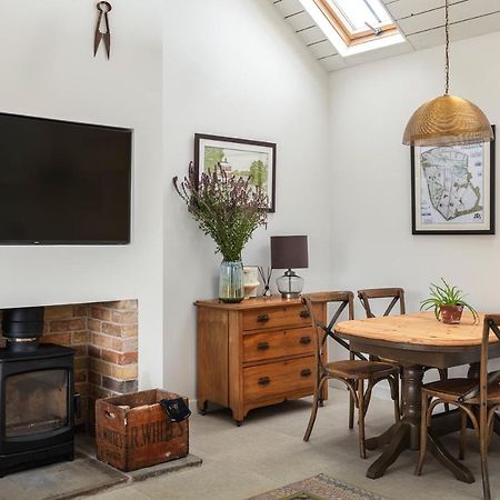 Linseed Barn- Stamford Holiday Cottages 外观 照片